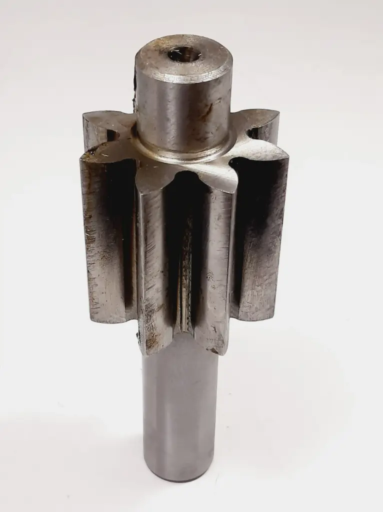 8S0493