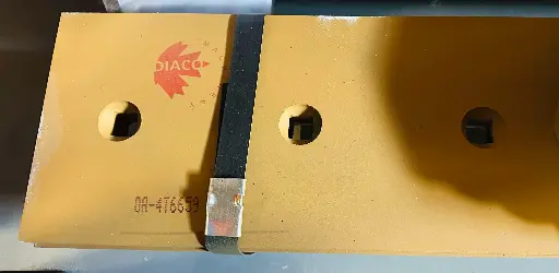 [DOZER CUTTING EDGE] 4T6659